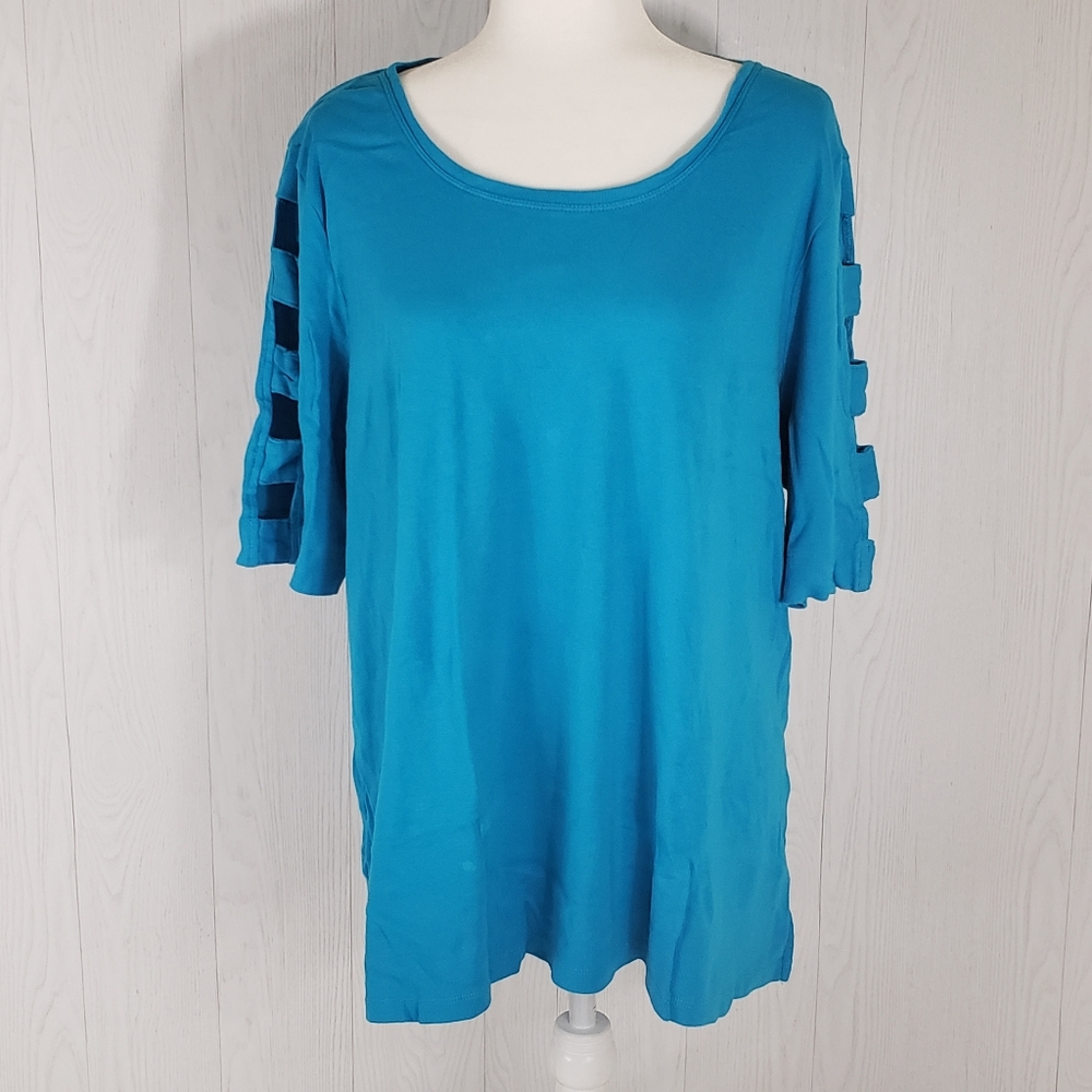 Kim Roger's Curvy Top with Cut Out Sleeves…